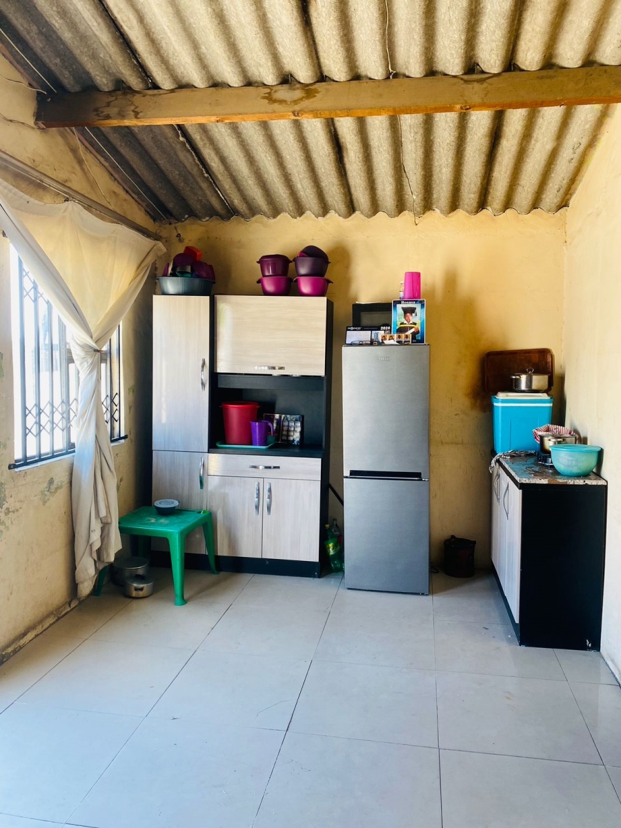 2 Bedroom Property for Sale in Harare Western Cape